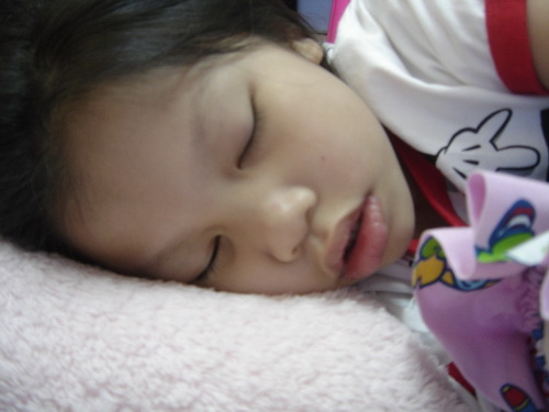 น้องเทียนหลับ น้องเทียนหลับ